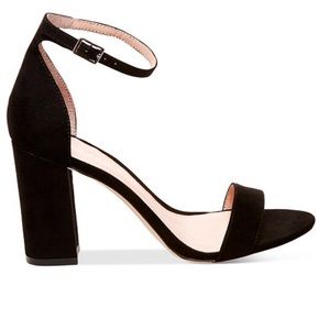 Gorgeous Black heels😍